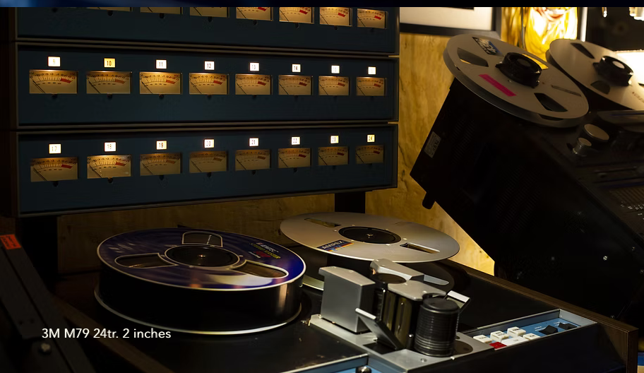 Alessandro Bianchini - MY SPACE 24