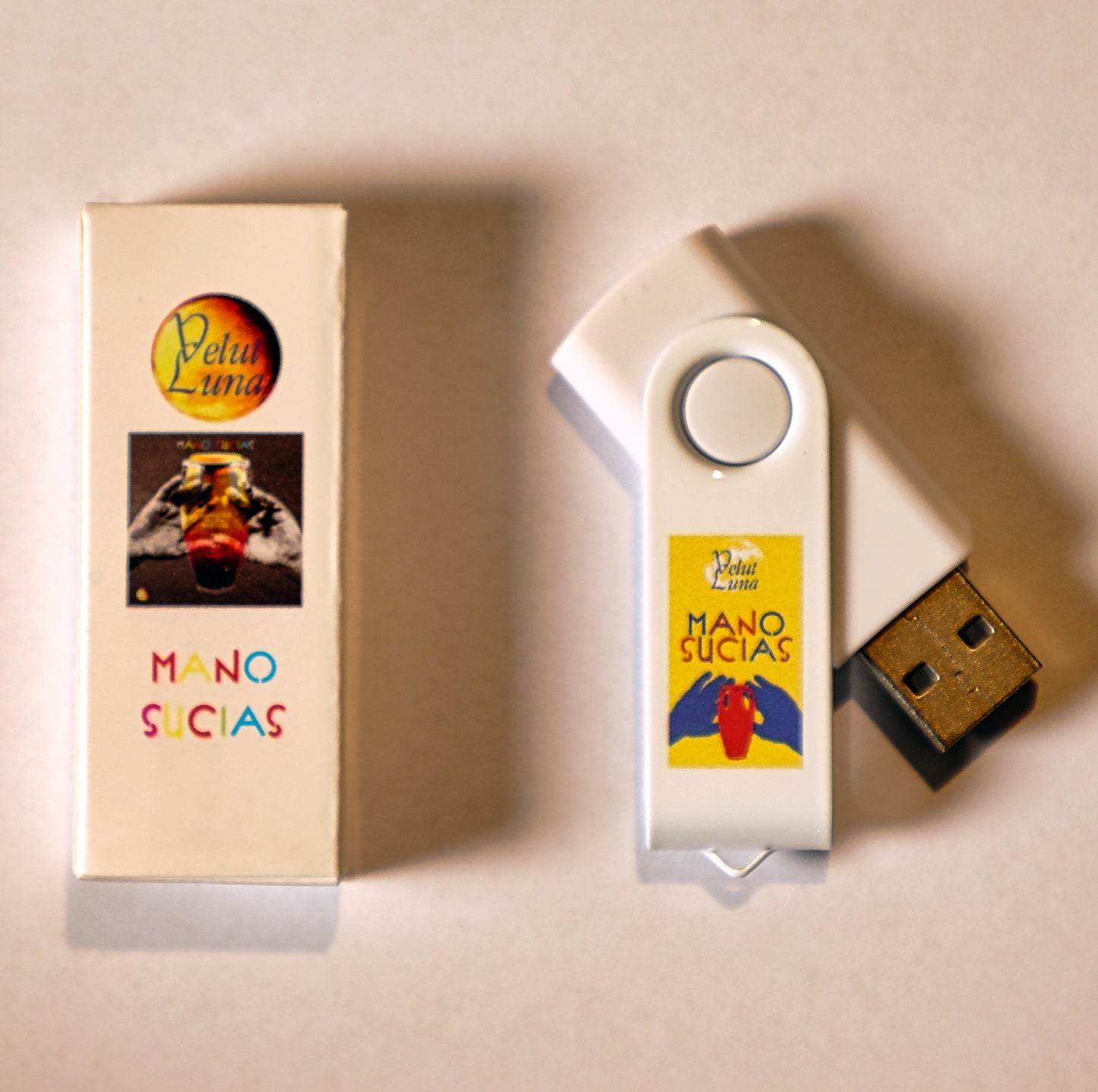 マノ・スシアス - アレハンドロ・S・マルティネス